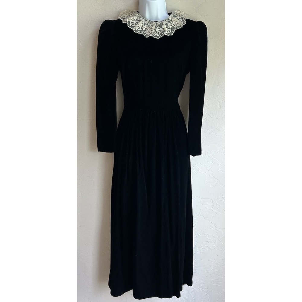 Vintage 80s 90s Brenda Hollon Black Velvet Dress 8 Lace Collar Victorian Gothic